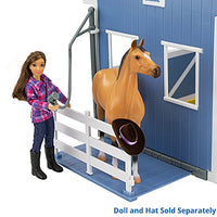 Breyer - Classics - 6 Piece Deluxe Country Stable w/ Horse